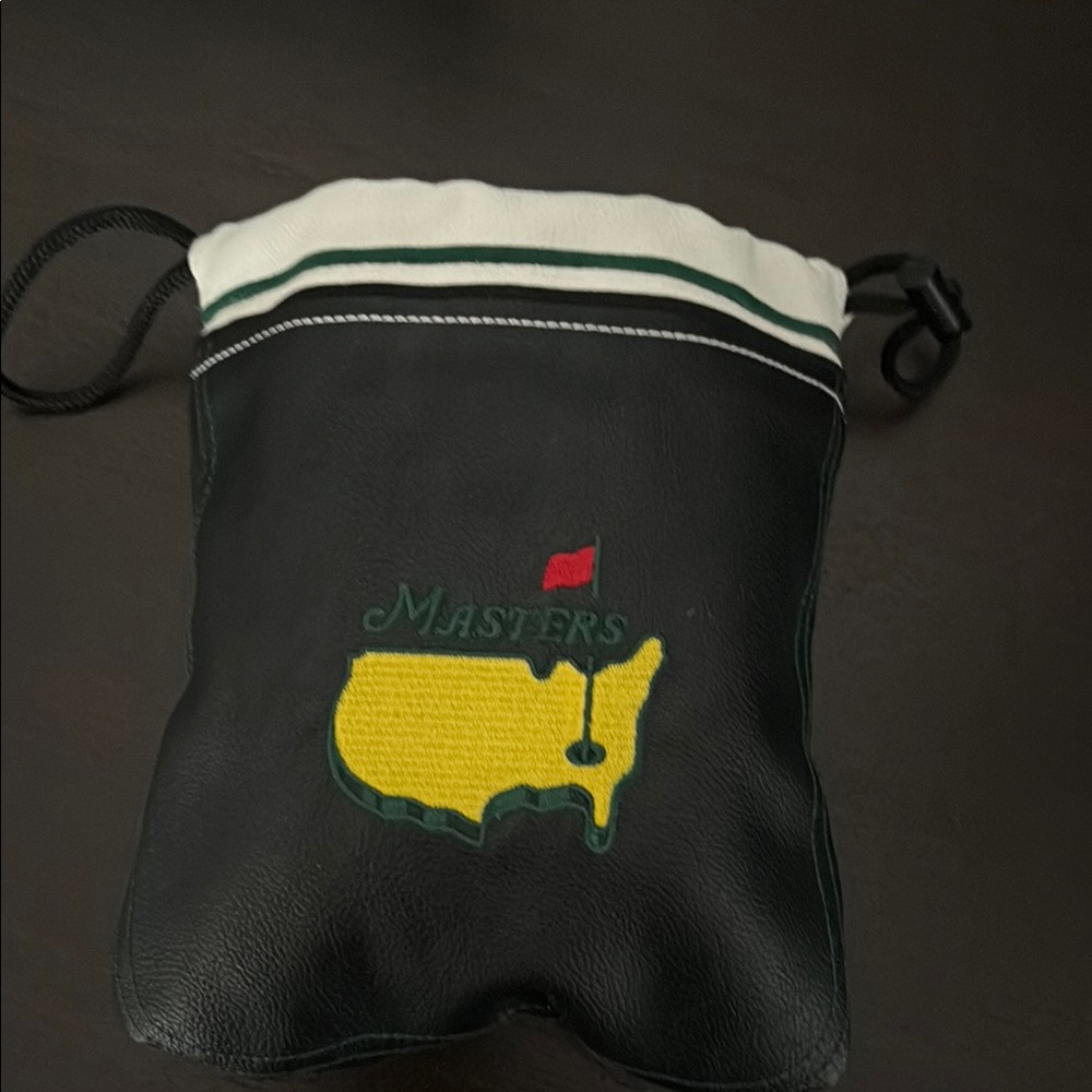 Masters Black and White Valuables Pouch